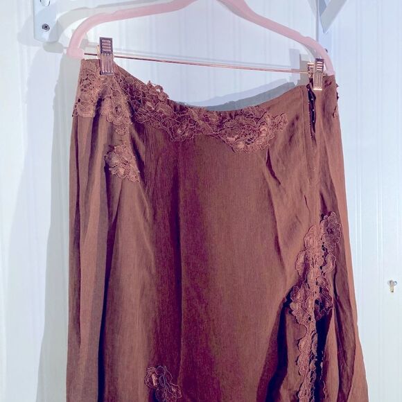 NWT Acne Studios Lightweight georgette fabric with floral embroidery Size 12(42) - Picture 6 of 12